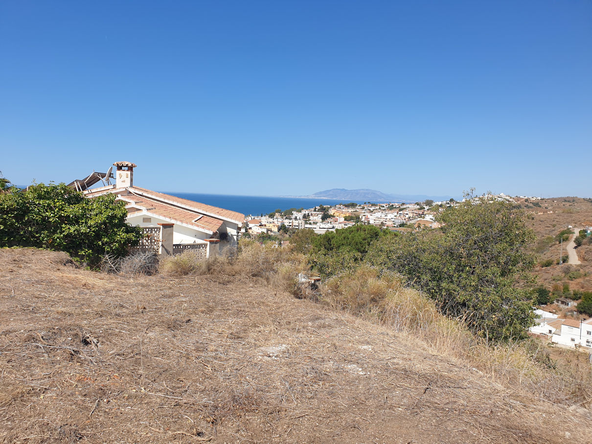 Terreno en Benajarafe